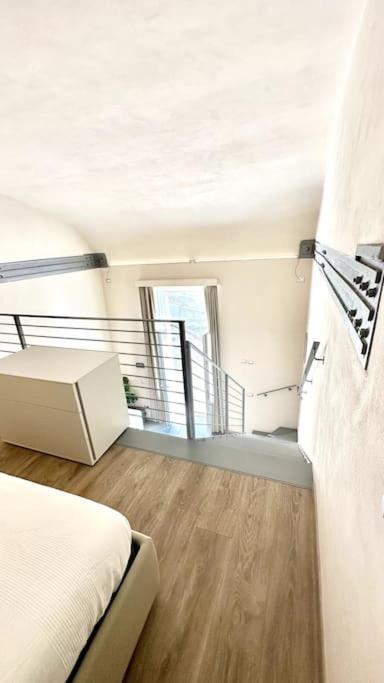 Duomo Modern Loft 100Mt From Duomo And Lake Комо Екстериор снимка